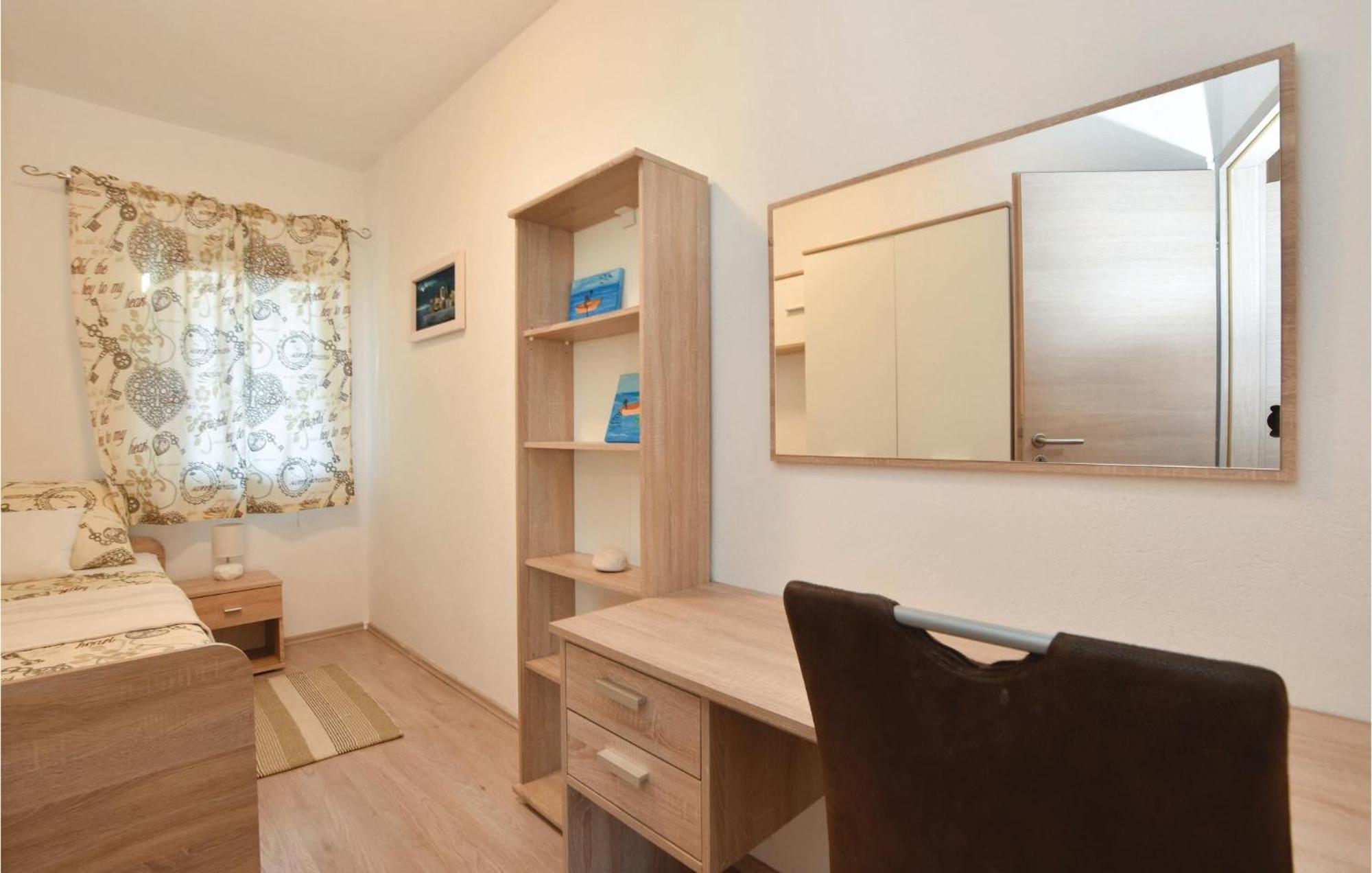 Lovely Home In Split With Jacuzzi Exteriör bild