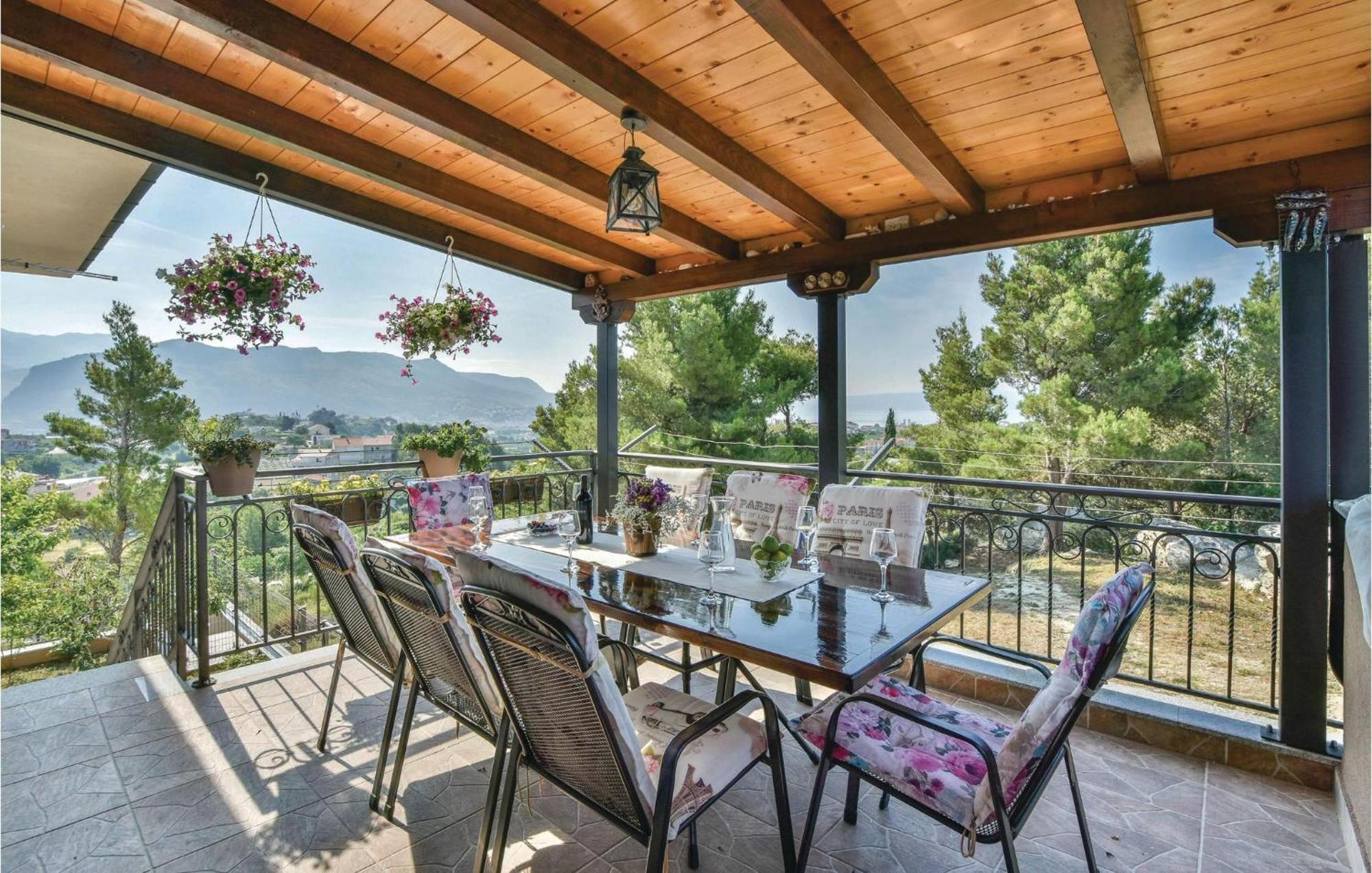 Lovely Home In Split With Jacuzzi Exteriör bild